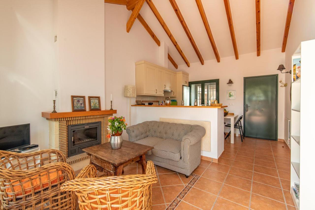 Rosas Cantares: Casa Maurus. Pizarra Luaran gambar