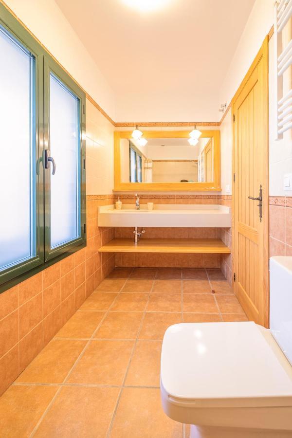 Rosas Cantares: Casa Maurus. Pizarra Luaran gambar