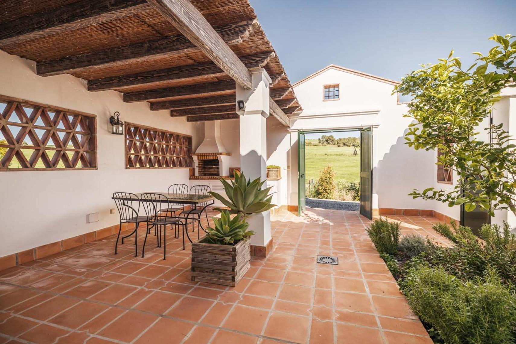 Rosas Cantares: Casa Maurus. Pizarra Luaran gambar